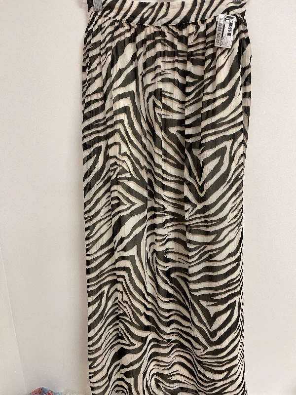 Cute Style Skirt Maxi By Express In Black & Cream, Size: 12
