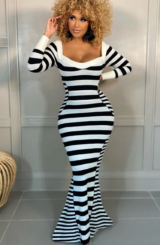 Diamond Series Striped V Long Sleeve Mermaid Maxi Dress