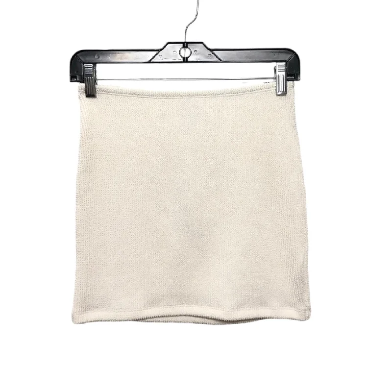 Innovative Design Skirt Mini & Short By Good American In Ivory, Size: Xs