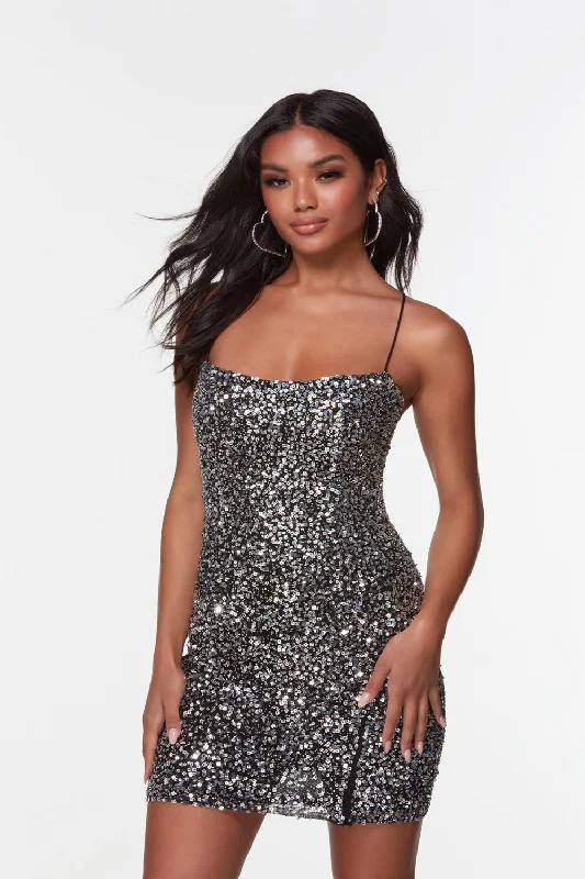 Noble And Elegant Alyce 4533