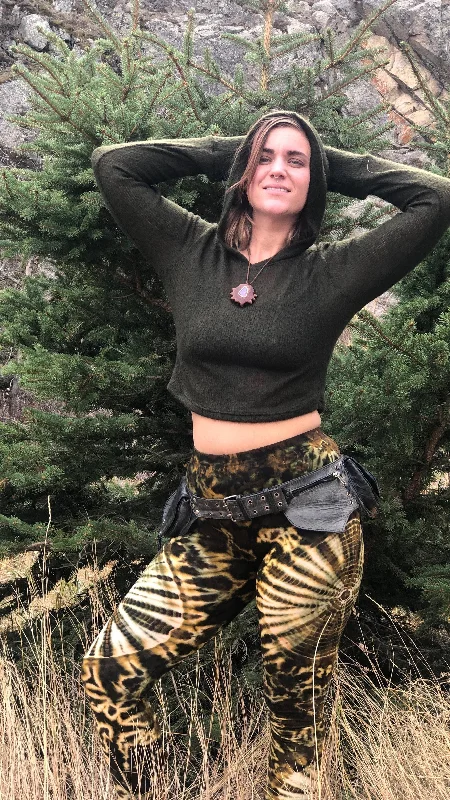 Nightclub Style Avatar Hooded Crop Sweater