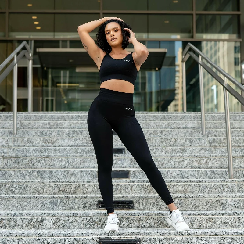 Elegant And Simple Elevate Seamless Leggings (Black)