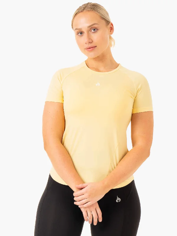 High-end Design Level Up Training T-Shirt - Butter