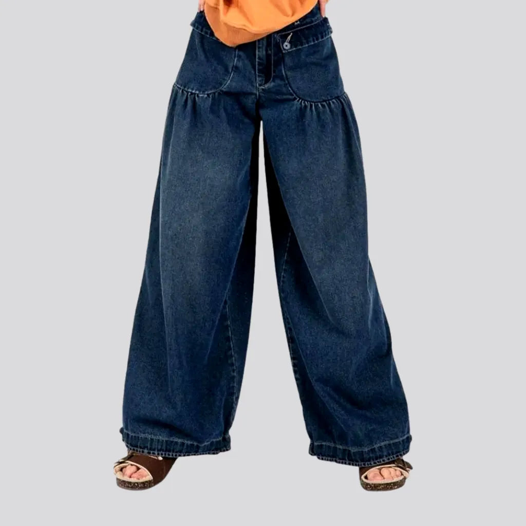 Comfortable mid rise baggy jeans for ladies