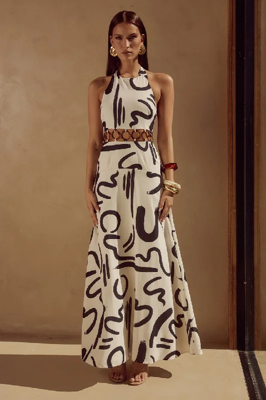 Feminine Charm CARMEN MAXI DRESS - YORK SAND
