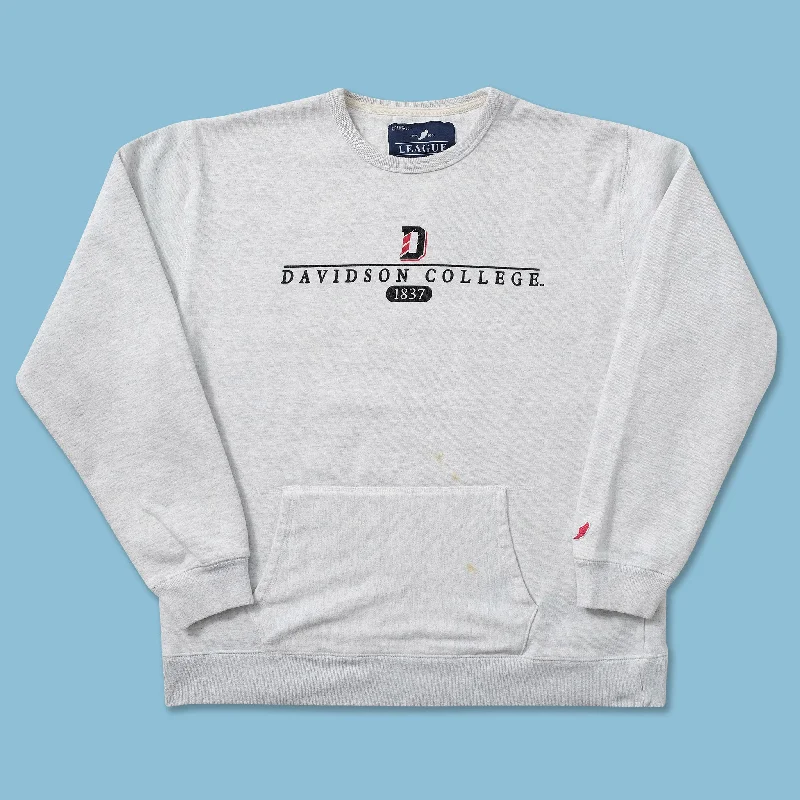 Comfortable And Versatile Vintage Davidson College Sweater Medium
