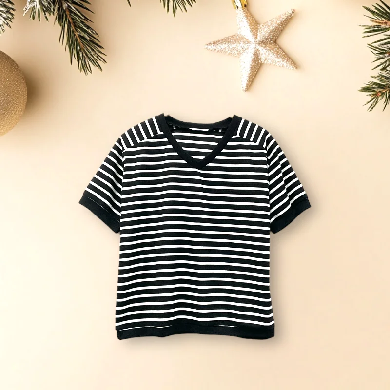 Noble And Elegant Patch Women Striped Short Sleeve V Neck T-Shirt