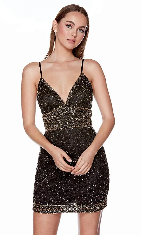 Innovative Design Alyce Paris 4679 - V-Neck Sleeveless Cocktail Dress
