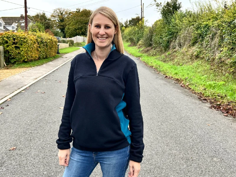 Casual And Casual Waves & Wild Women's Quokka Quarter Zip Top