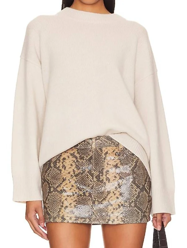 Loose Fit Cashmere Blend Cozy Crewneck Top In Ivory