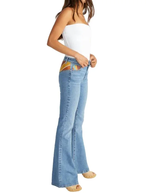 Carefree Style Farrah Flare Jean In Sundaze