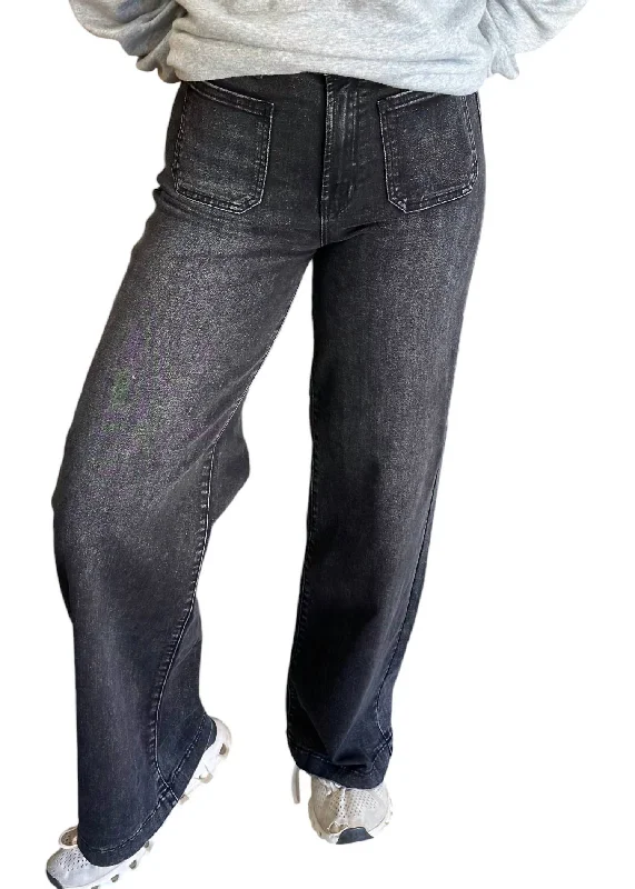 Street Charm Mini Patch Pocket Flare Jeans In Black