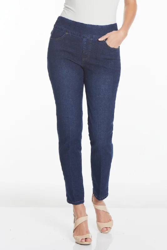 Elegant Tailoring Plus Size Midnight Indigo Ankle Jeans with Pockets