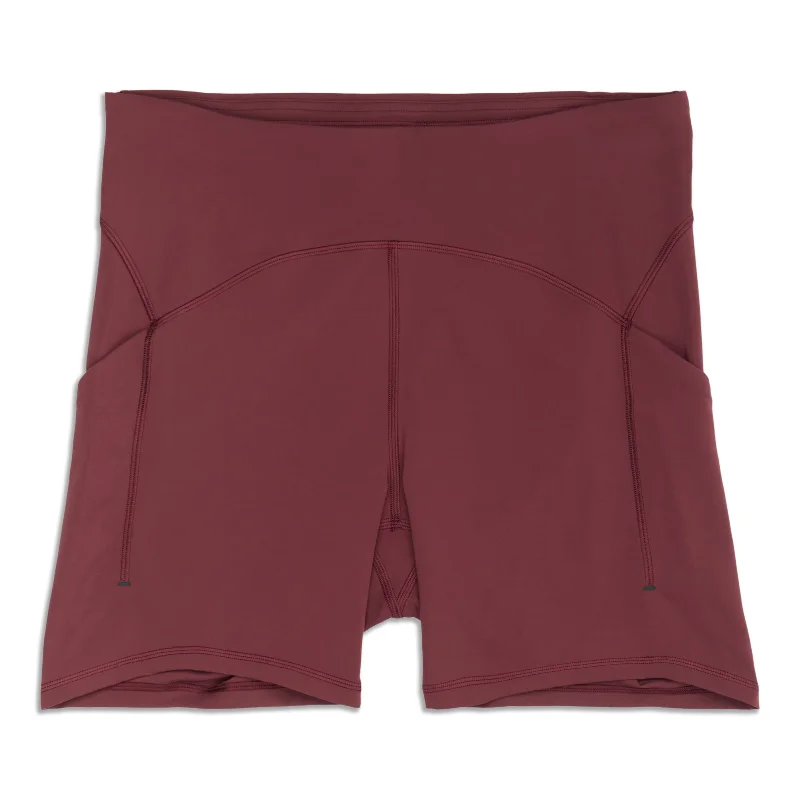 Elegant Tailoring Power Thru HR Short
