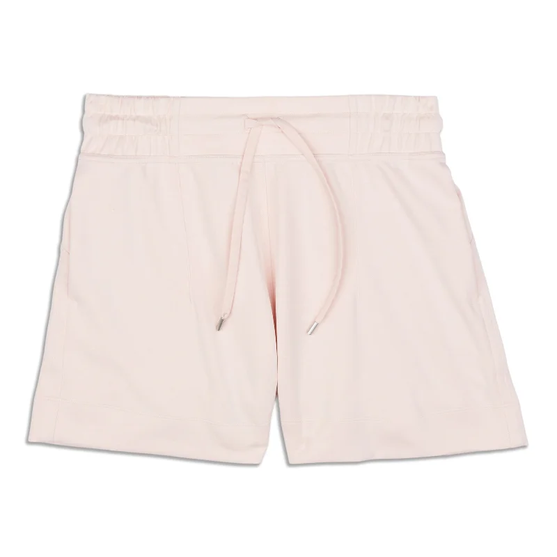 Outdoor Trend Soft Ambitions High Rise Short - Resale