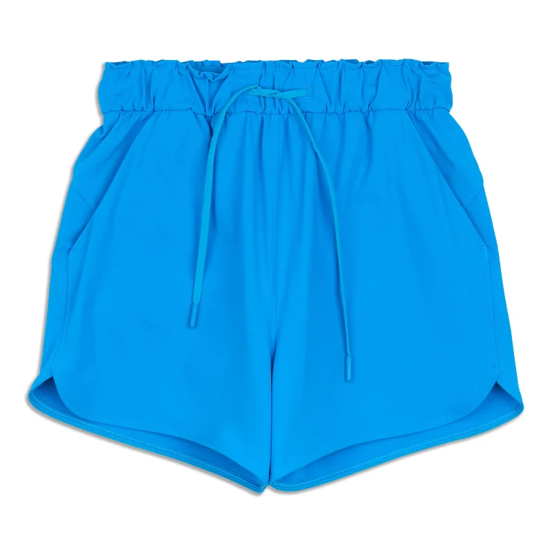 Stretch Design Stretch High-Rise Short