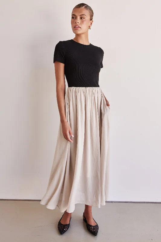 Low-key Luxury Tamsin Maxi Dress (Black)