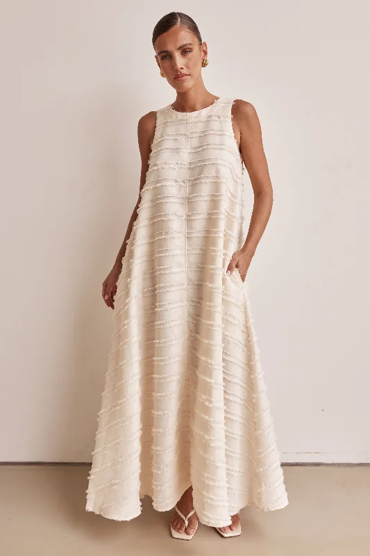 Romantic And Fresh Vesper Maxi Dress (Cream)