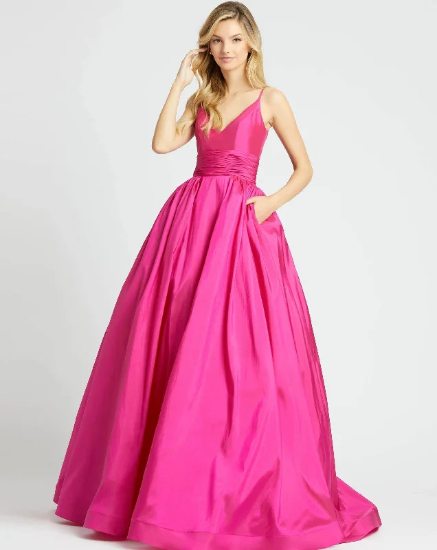 Sports Design Mac Duggal 67691 Long Prom Spaghetti Strap Ball Gown